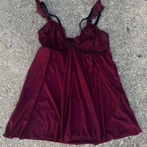 Burgundy Lace Detailed Dress